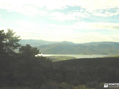 Lagunillas y Pico El Nevero; parque natural del alto tajo viajes aventura sendero rascafría cotos ma